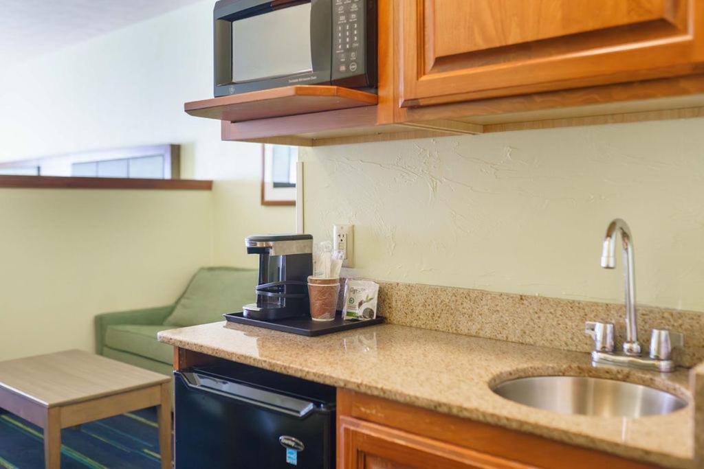 Triple Play Resort Hotel & Suites Hayden Екстериор снимка