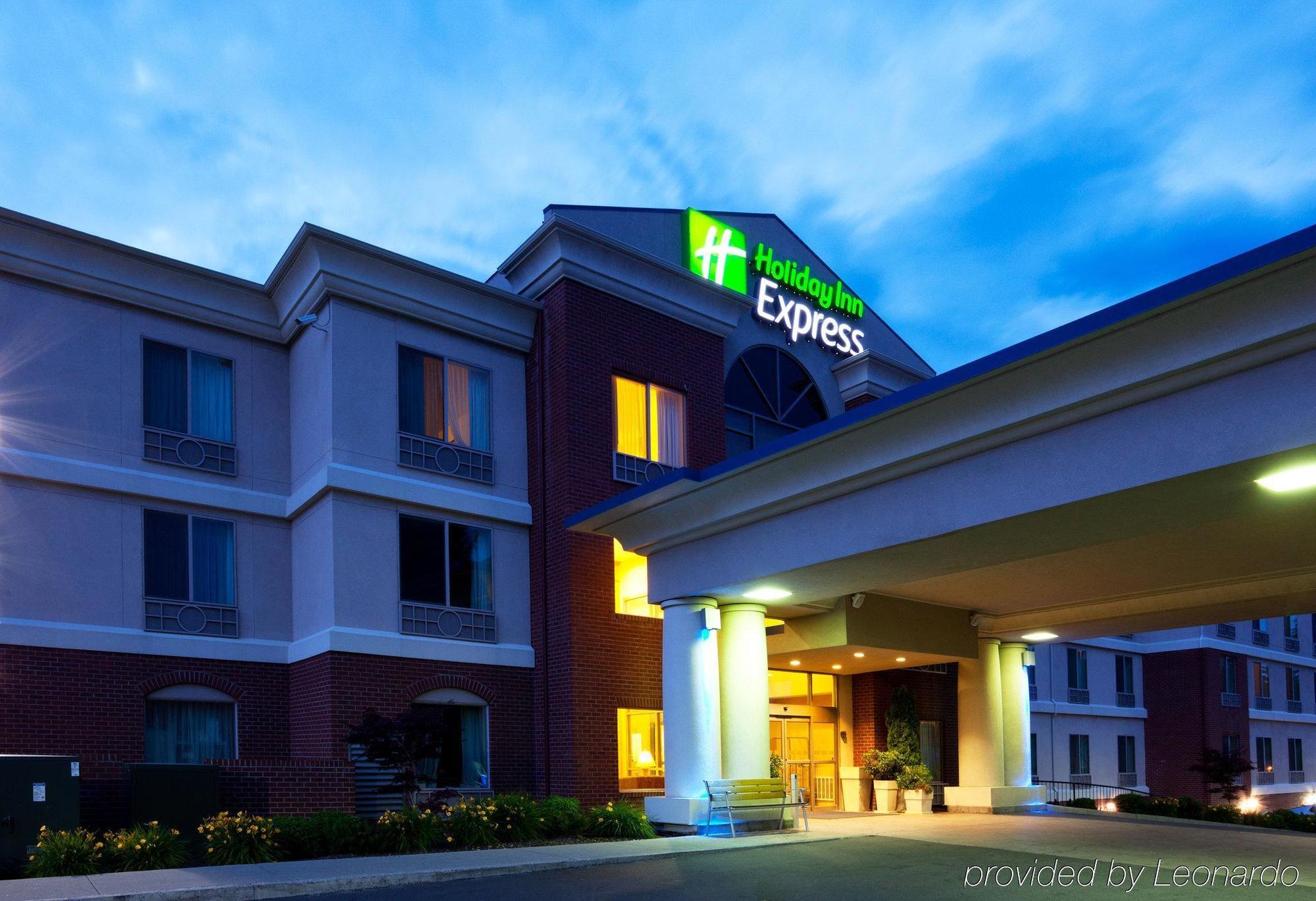 Triple Play Resort Hotel & Suites Hayden Екстериор снимка