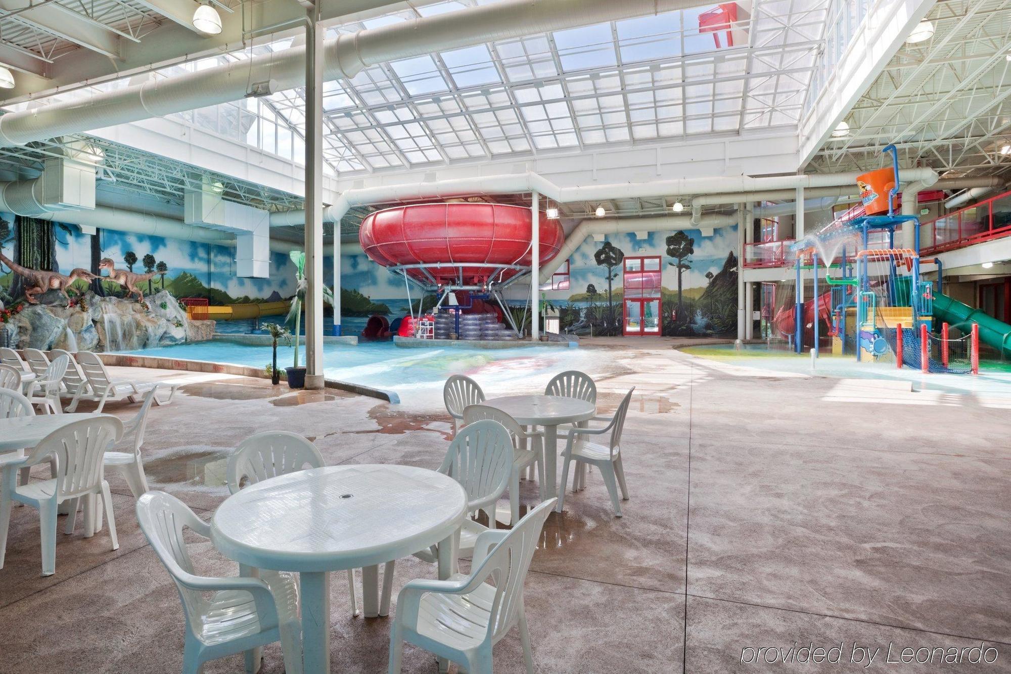 Triple Play Resort Hotel & Suites Hayden Екстериор снимка