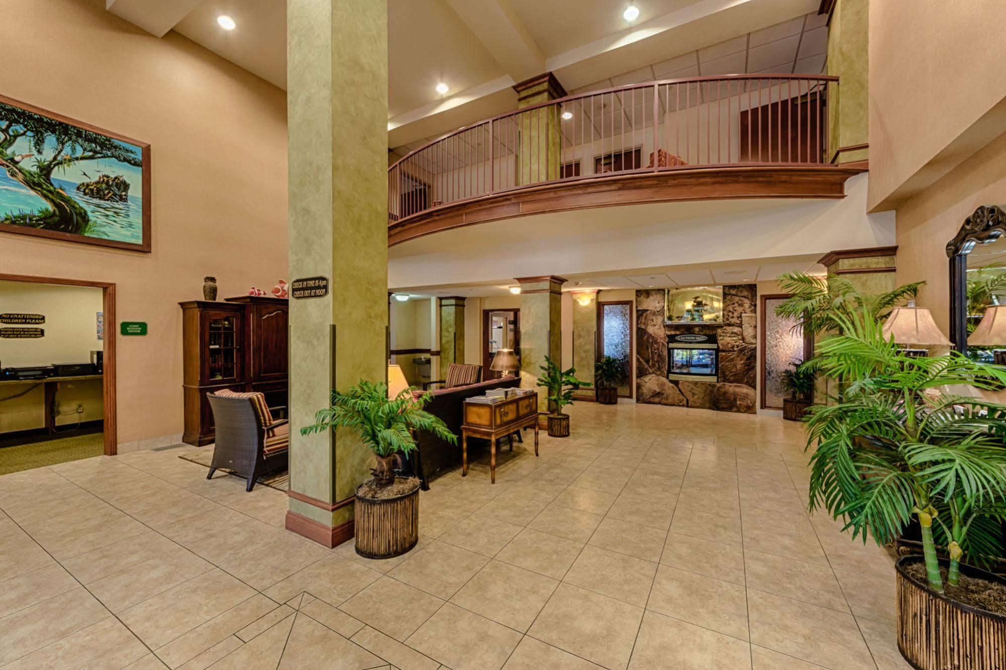 Triple Play Resort Hotel & Suites Hayden Екстериор снимка